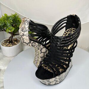 💎✨NEW IN BOX✨💎DOLLHOUSE Sin Black Heels